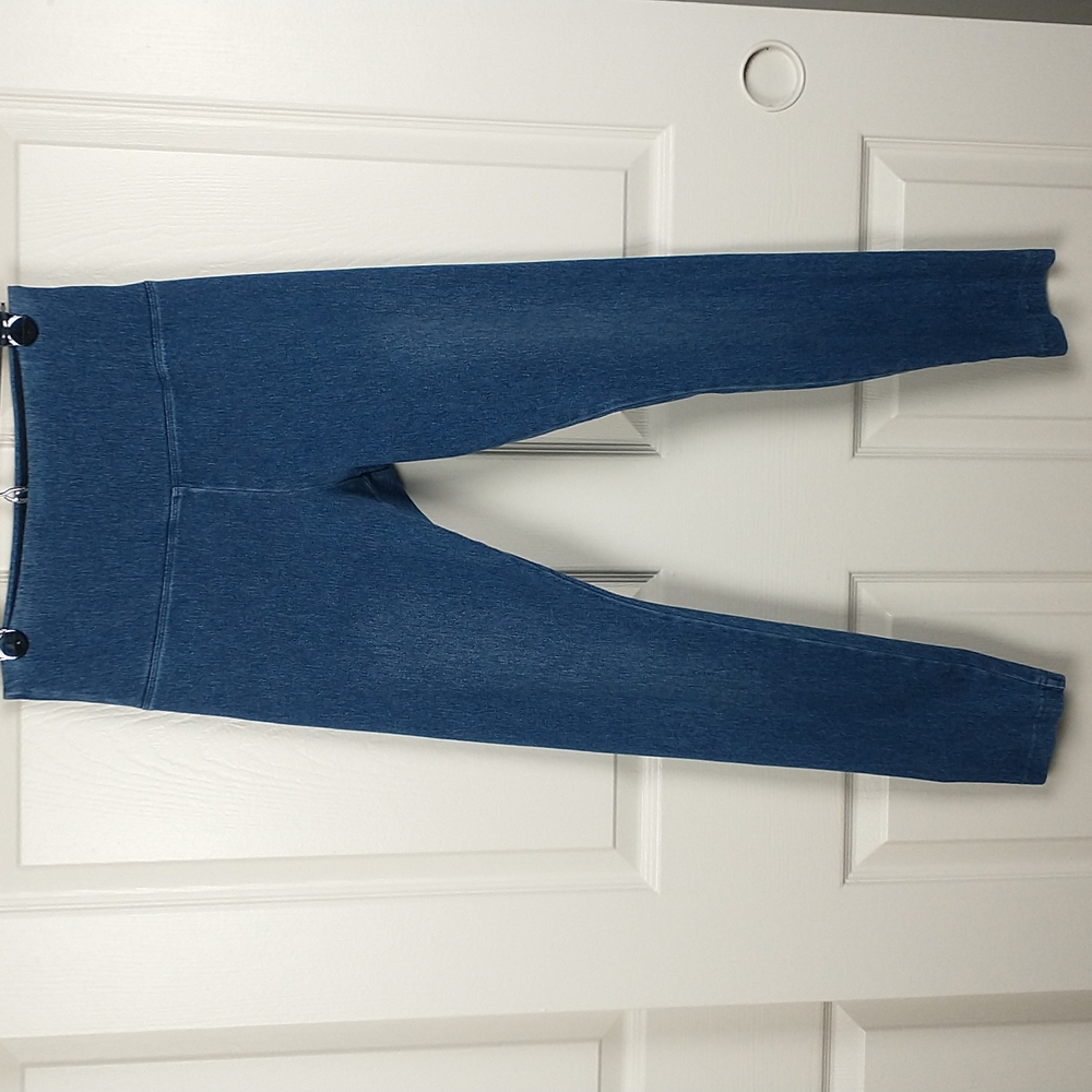 Lysse high rise comfy denim shaping blue leggings size medium